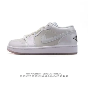 Nike Jordan Air 1 Low Retro Basketball Shoes for Men and Women