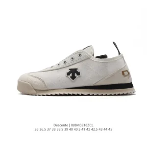 Descente Chron Retro Canvas Sneakers for Men and Women