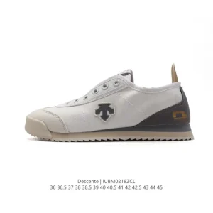 Descente Chron Retro Canvas Sneakers for Men and Women