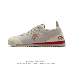 Descente Chron Retro Canvas Unisex Sneakers for Casual and Outdoor