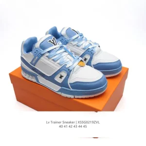 Louis Vuitton Trainer Sneaker Low Canvas Leather Embossed Logo Thick Sole