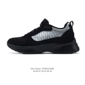 Dior Men's Low-Top Retro Runner Sneakers with Chunky Sole and Lace-Up Design