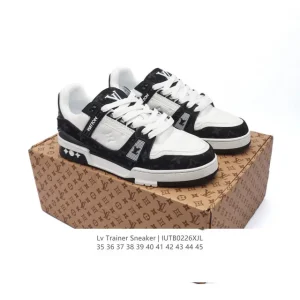 Louis Vuitton Trainer Low Fashion Luxury Sneaker for Men and Women