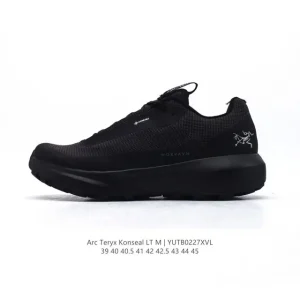 Arcteryx Konseal Outdoor Hiking Shoes for Men Lightweight Breathable Comfort