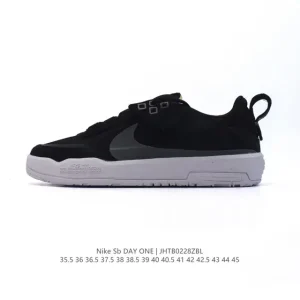 Nike SB Day One Black Skateboarding Shoes Classic Retro Style