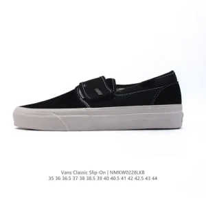 Vans Classic Slip-On Shoe - Unisex Low-Top Canvas Skate Shoe