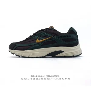 Nike Initiator Running Shoes Vintage Style Chunky Sole Comfort Sneakers