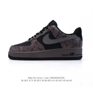 Nike Air Force 1 '07 Low 2025 New Year Edition White Sneakers