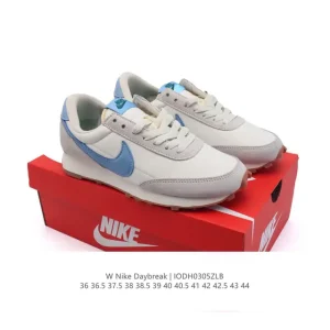 Nike Daybreak Sp Vintage Running Shoes for Men and Women