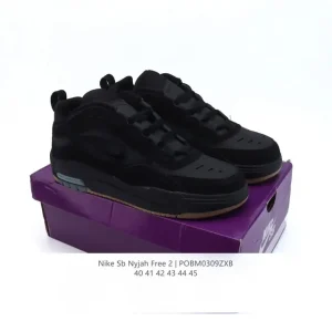 Nike Air Max Ishod Low-Top Skateboarding Shoes with Visible Air Cushion