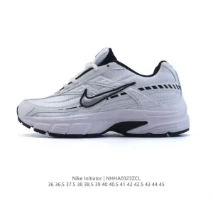 Nike Initiator Running Shoes Vintage Style Chunky Sole Comfort Sneakers