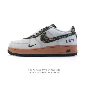 Nike Air Force 1 '07 Low White Leather Sneakers with Cushioning