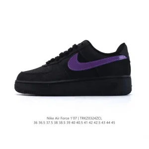 Nike Air Force 1 '07 Low White Leather Sneakers with Air Cushioning