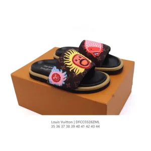 Louis Vuitton Pool Pillow Comfortable Summer Beach Sandals