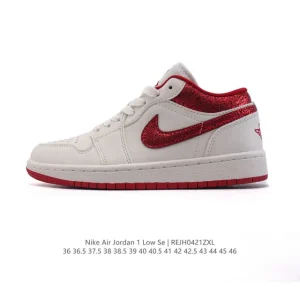 Jordan AJ1 Low Retro Basketball Shoes Vintage Style with Air Cushion