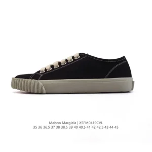 Maison Margiela Tabi Split Toe Canvas Sneakers for Men and Women