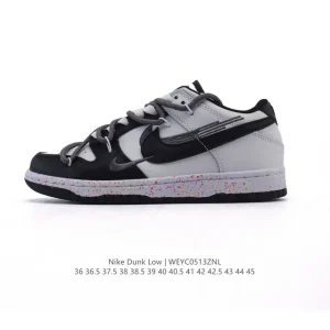 Nike Dunk Low Retro Vintage Basketball Sneakers with Dual Laces
