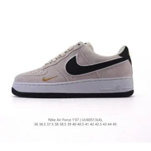 Nike Air Force 1 '07 Low White Leather Sneakers with Air Cushioning