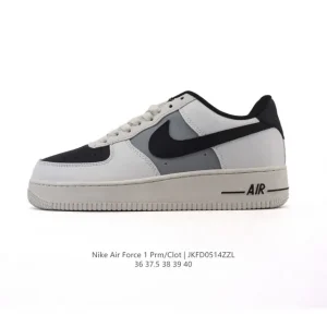 Nike Air Force 1 '07 Low White Leather Sneakers with Air Cushion