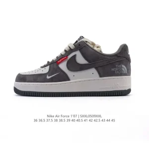 Nike Air Force 1 07 Low White Leather Sneakers with Air Cushioning