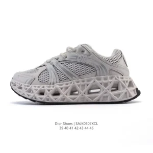 Dior Men's Low-Top Retro Chunky Sole Sneakers