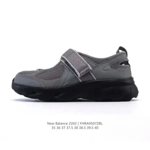 New Balance 2 Mary Jane Sneaker with Magic Strap