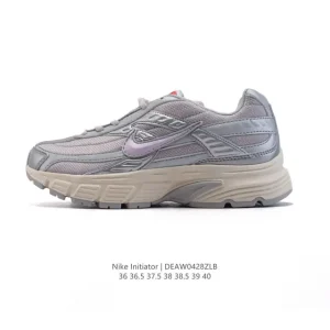 Nike Initiator Running Vintage Chunky Sole Comfort Sneakers