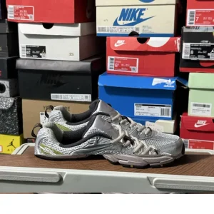 New Balance 530 Retro White Silver Running Shoes
