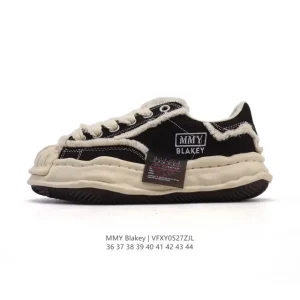 Mmy Maison Mihara Yasuhiro Blakey Low Top Canvas Sneakers