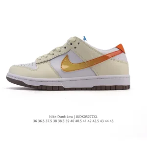 Nike Dunk Low Retro Vintage Basketball and Skateboarding Sneakers
