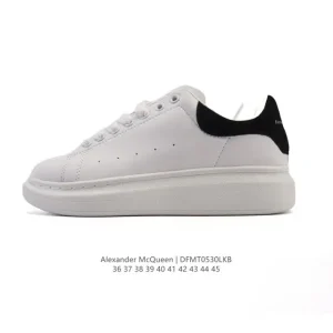 Alexander McQueen Oversized Sneaker Smooth Leather Thick Sole Glow Tail