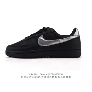 Nike Field General 82 SP Low-Top Vintage Basketball Shoe