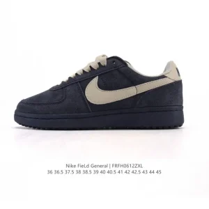 Nike Field General 82 SP Low-Top Vintage Basketball Shoe