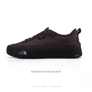 The North Face Men's Altamesa 300 Outdoor Hiking Shoes