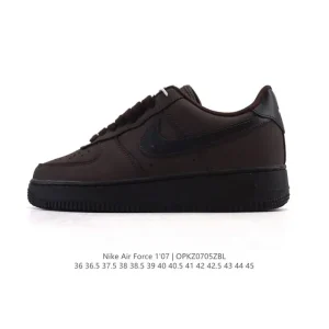 Nike Air Force 1 '07 Low White Leather Sneakers with Air Cushion