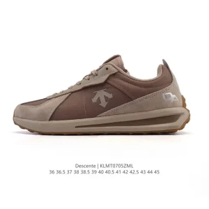 Descente Chron Retro Canvas Sneakers for Men and Women