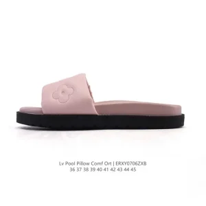 Louis Vuitton Pool Pillow Comfortable Leisure Fashion Beach Slippers