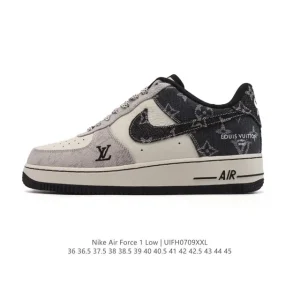 Nike Air Force 1 Low 07 White Leather Sneakers for Men and Women