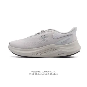 Descente Chron Retro Fabric Casual Sneakers for Men