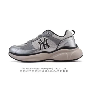 MLB Fast Ball Classic Monogram 25Ss New York Yankees Sneakers