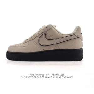 Nike Air Force 1 '07 Low White Leather Sneakers with Air Cushion