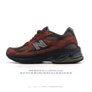New Balance 2010Rn Vintage Leather Chunky Sneakers