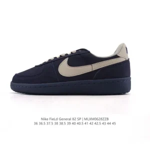 Nike Field General 82 SP Low-Top Vintage Basketball Shoe