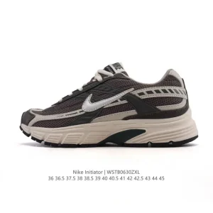 Nike Initiator Running Shoes Vintage Style Chunky Sole Comfort Sneakers