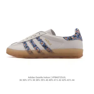 Adidas Originals Gazelle Indoor Hello Kitty Retro Sneakers with Gum Sole