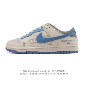 Nike SB Dunk Low Pro Vintage Skateboarding Shoes