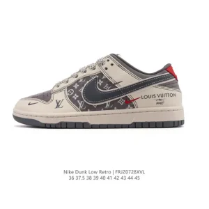 Nike SB Dunk Low Pro Vintage Skateboarding Shoes for Men and Women