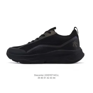 Descente Chron Retro Fabric Men's Casual Sneakers for Daily Wear