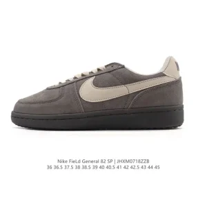Nike Field General 82 SP Low-Top Vintage Basketball Shoe
