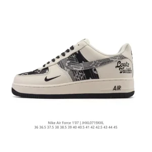 Nike Air Force 1 07 Low White Leather Sneakers with Air Cushion